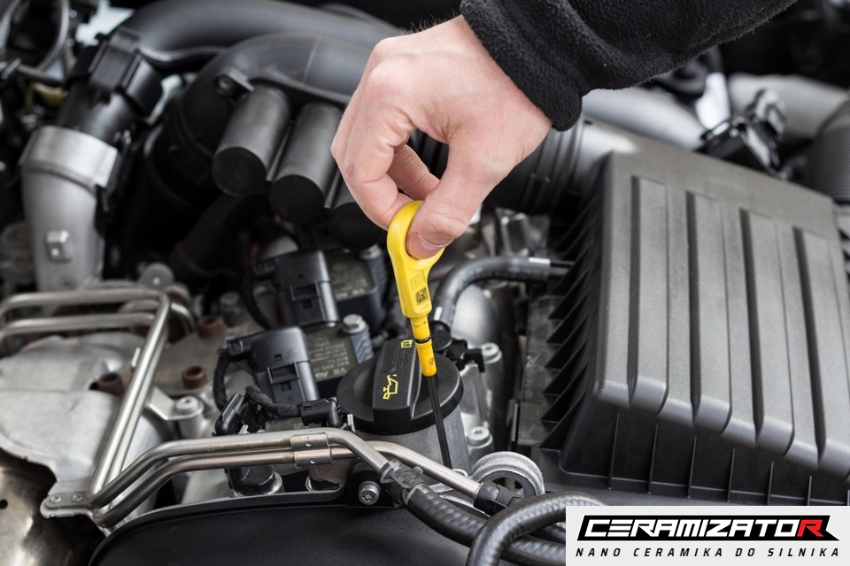 Checking the oil level on a modern gasoline engine